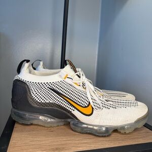 Nike White Black Yellow VaporMax Knit Sneakers